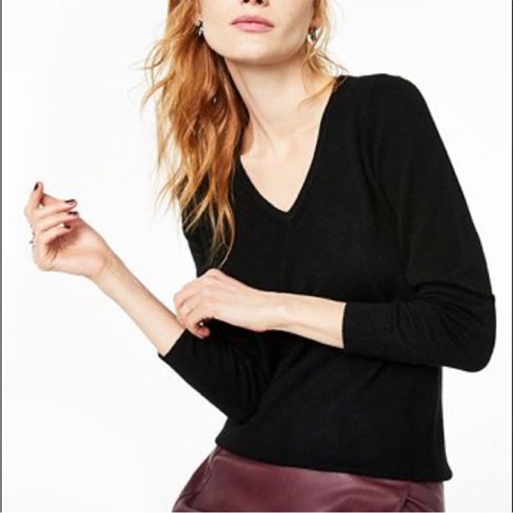 NWT 100% Cashmere V-Neck Pullover Sweater